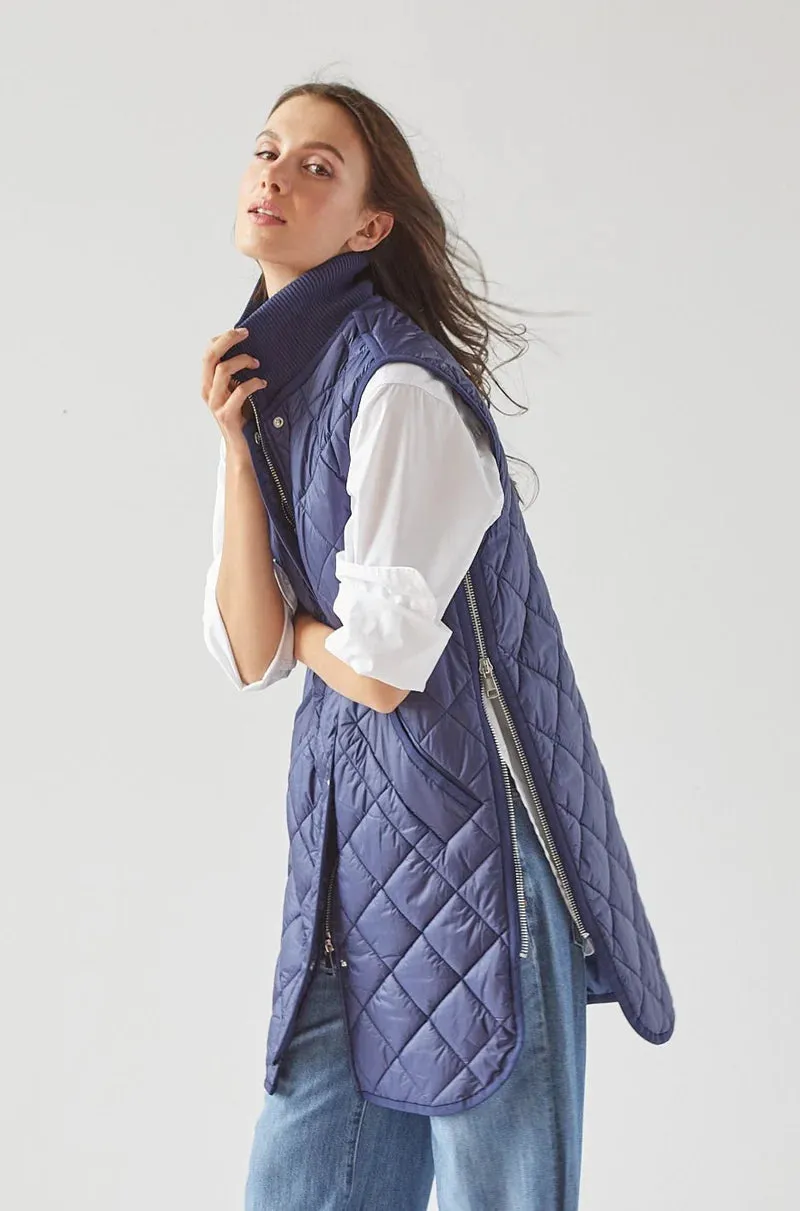 Adroit Destiny Long Vest | Champagne   Navy