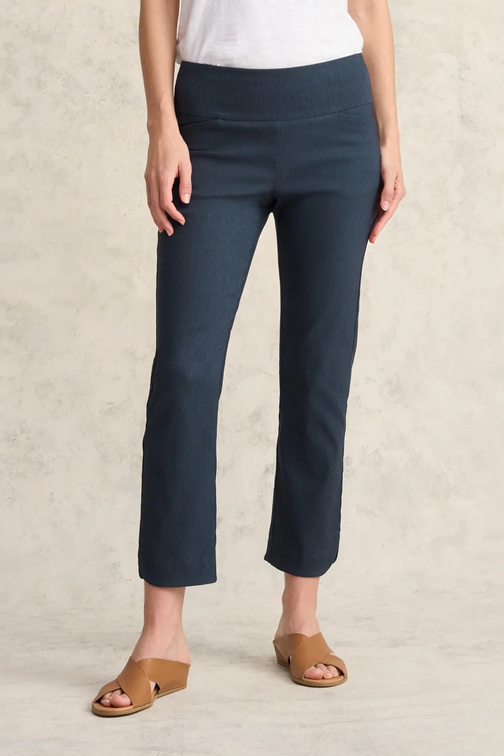 Curved Hem Pant