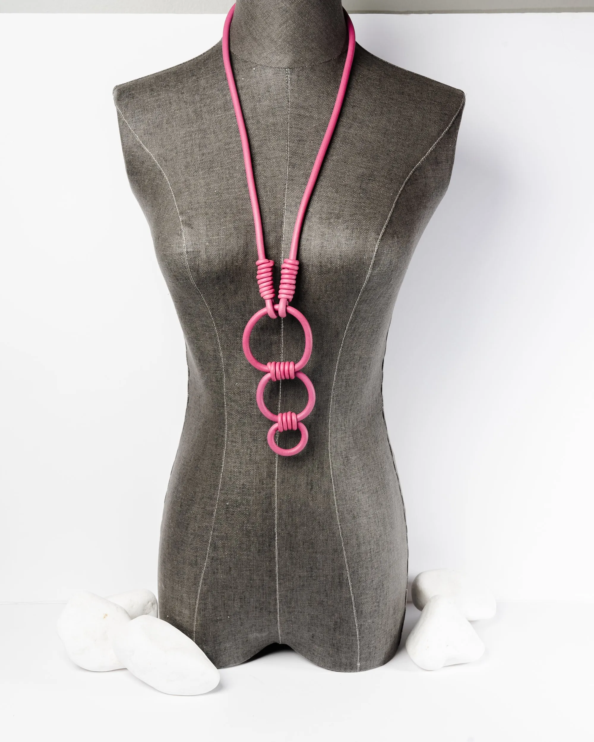 Fashionable Rubber Circle Necklace 3337 - اكسسوارات