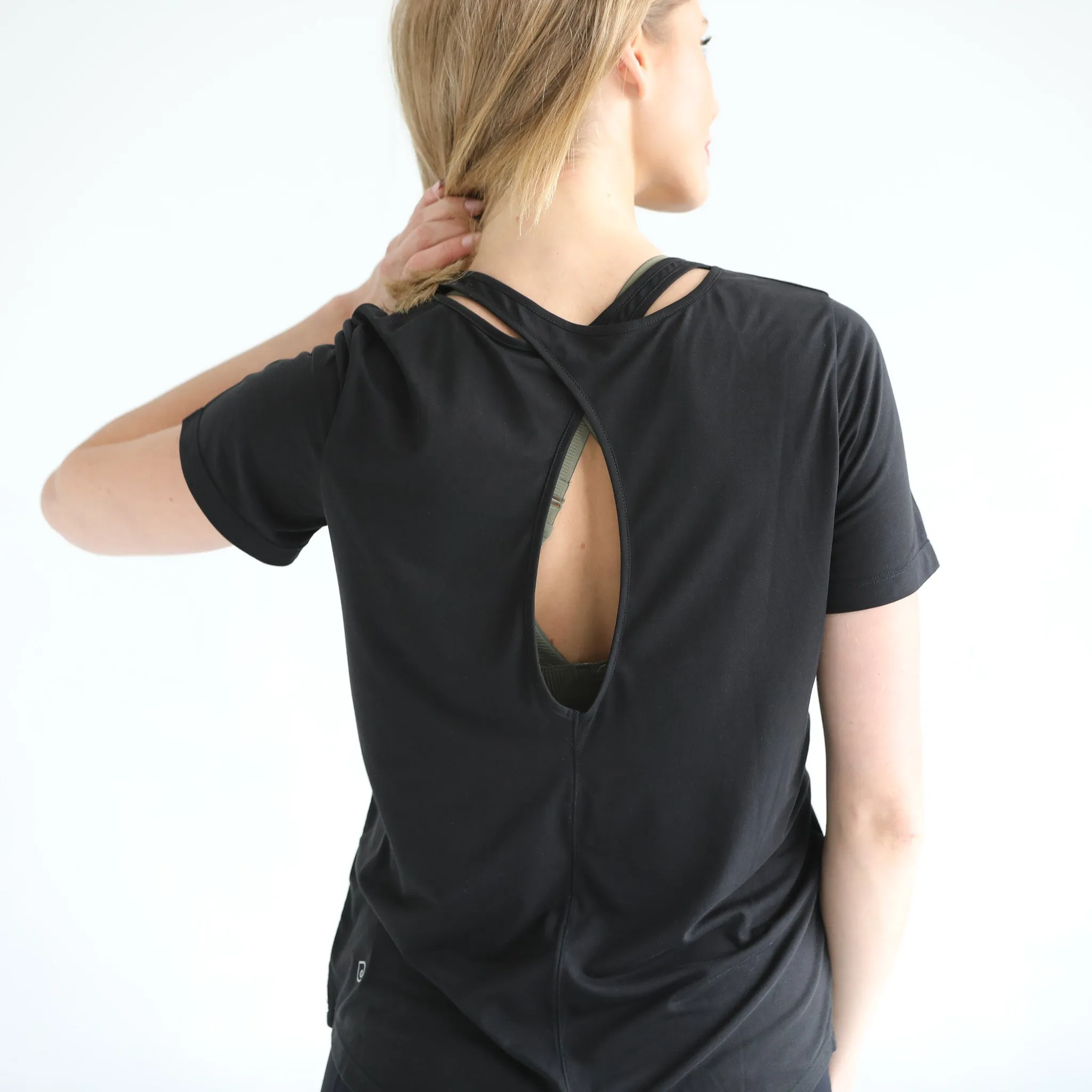 Harper Cross Back Short Sleeve Nursing Tee (Noir)