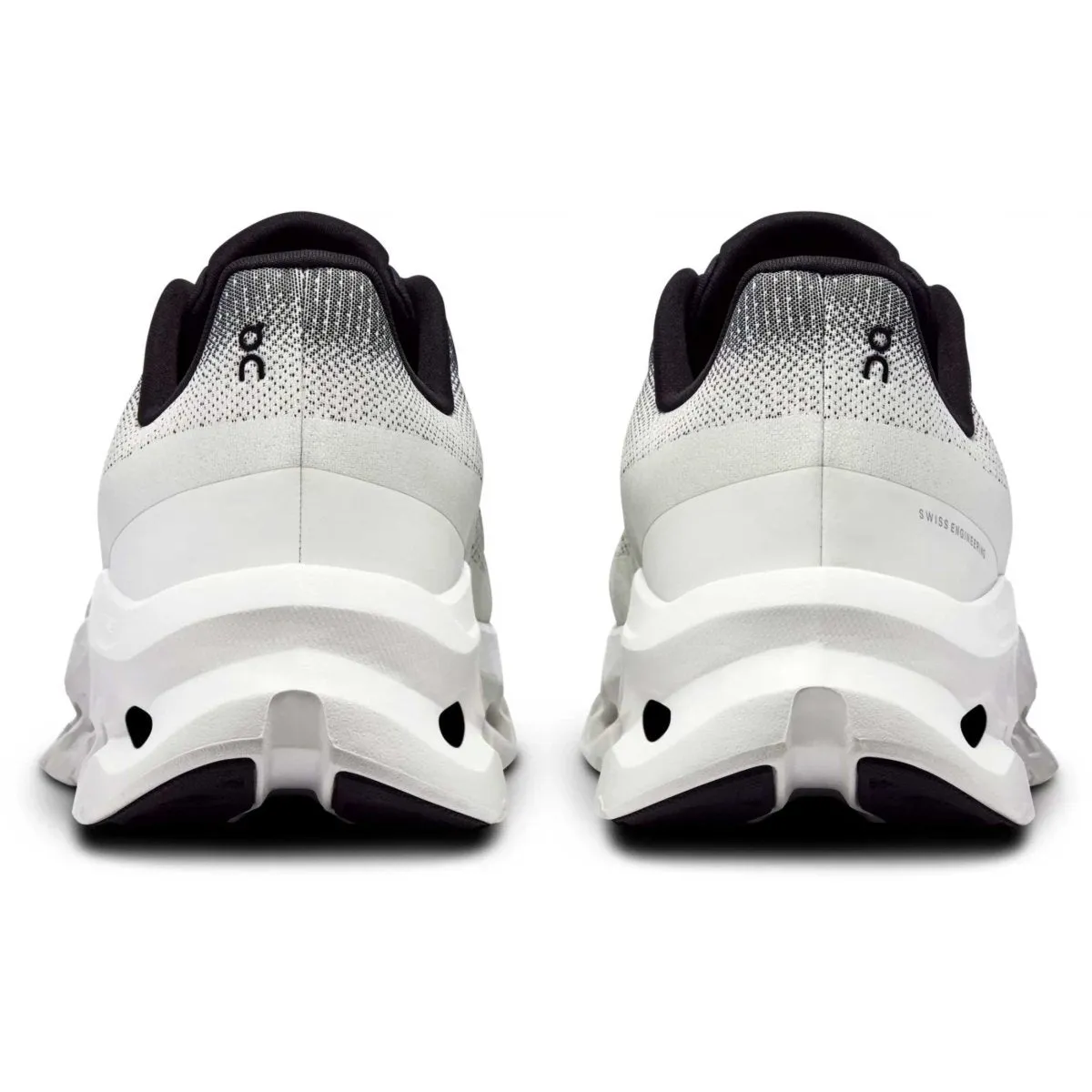 On Running Women's Cloudtilt Black/Ivory