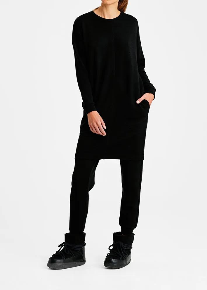 We Norwegians Tind Sweater Dress - Kjole - Black